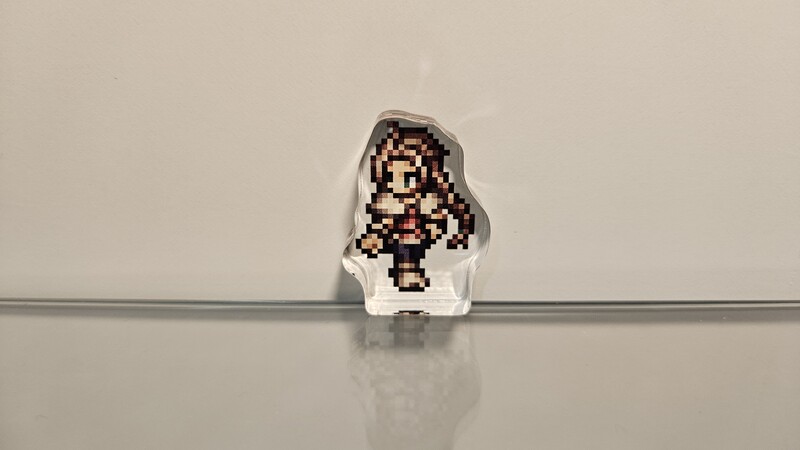 Mini Acrylic stand H'aanit