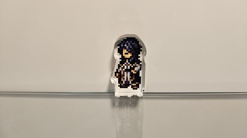 Mini Acrylic stand Pius