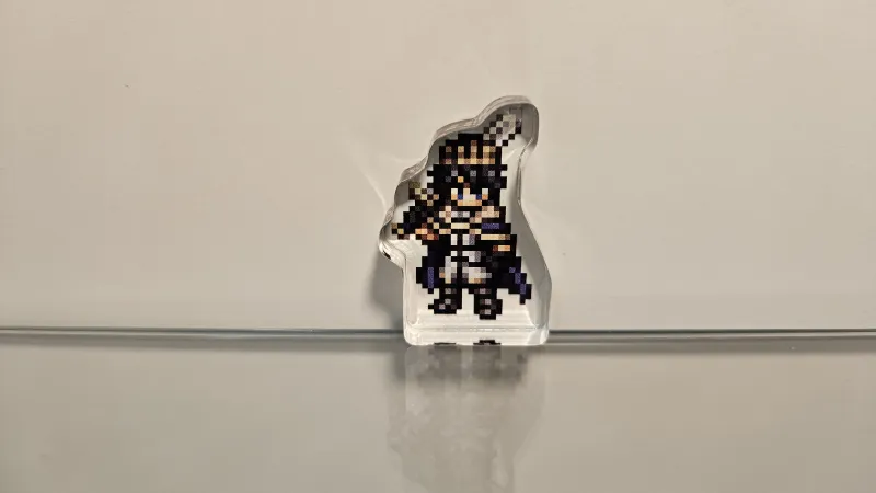 Mini Acrylic stand Richard