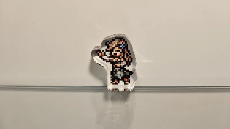 Mini Acrylic stand Saoirse